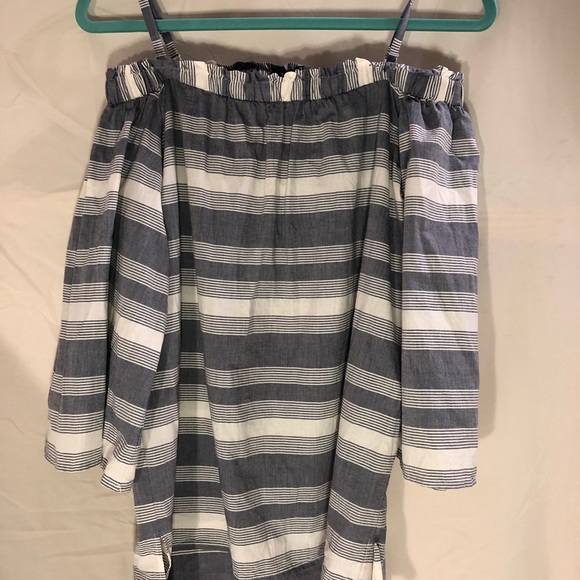 Tahari ASL Woven Top in Stripes - Picture 2 of 5